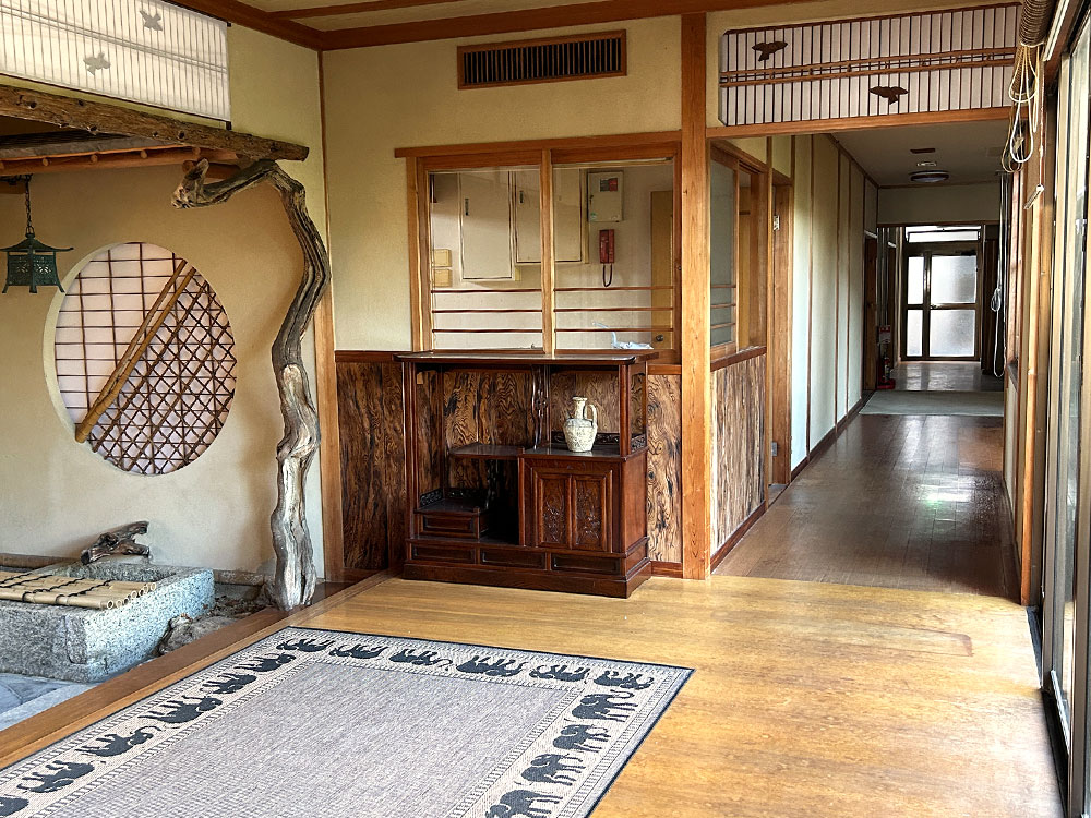 玄関ホール