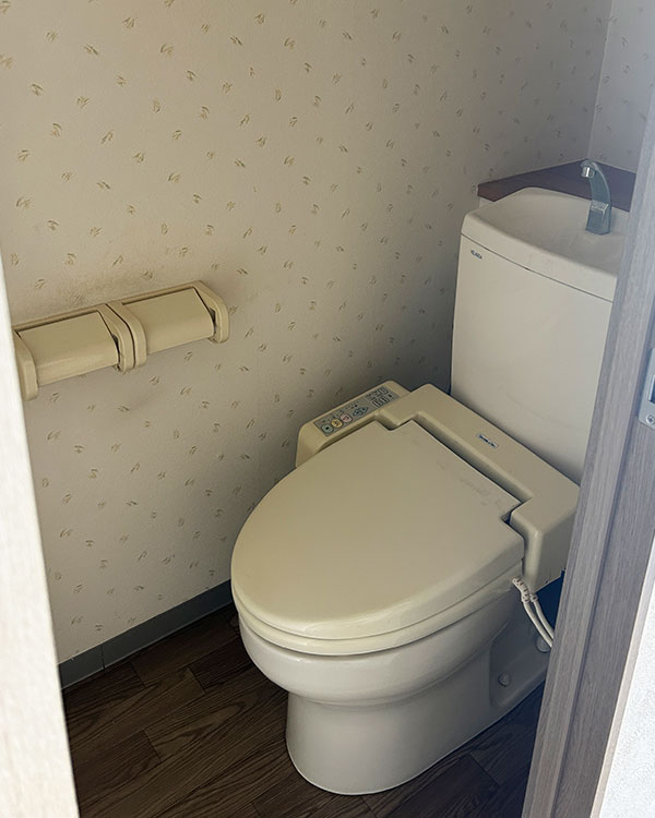 シャワートイレ